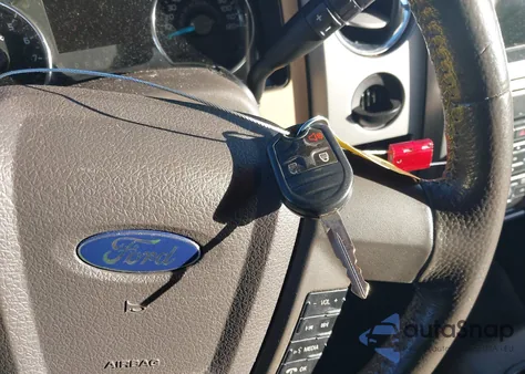 2013 Ford F-150 Xlt z USA, uszkodzony, nr VIN 1FTEW1CM6DKD61848